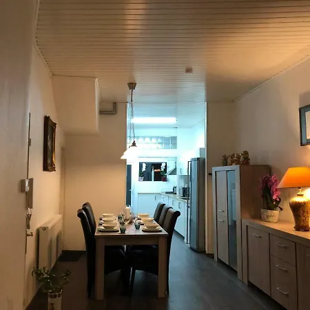 Дом отдыха A House In Мехелен